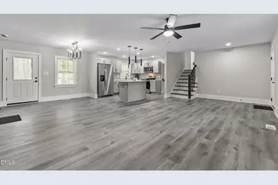 546 Rock Canyon Drive, Fayetteville, NC 28303 - Photo 7