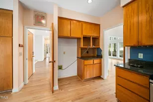 737 Pinehurst Dr, Chapel Hill, NC 27517 - Photo 19