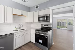 220 Elizabeth St, Chapel Hill, NC 27514 - Photo 5