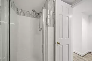 2925 Wycliff Rd, Raleigh, NC 27607 - Photo 37