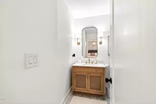 907 Oak Tree Dr, Chapel Hill, NC 27517 - Photo 23