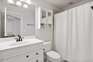 1106 Tamworth Hill Ln, Cary, NC 27519 - Photo 37