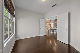 33 Heatherwood Dr, Chapel Hill, NC 27516 - Photo 11