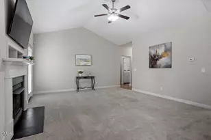 35 Fox Run Ct, Benson, NC 27504 - Photo 9