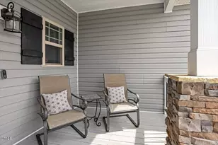 35 Fox Run Ct, Benson, NC 27504 - Photo 5