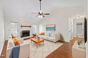 112 Rock Pointe Ln, Cary, NC 27513 - Photo 3