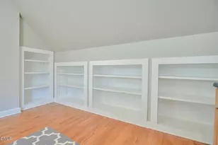 110 Bayview Dr, Chapel Hill, NC 27516 - Photo 41