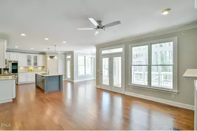 110 Bayview Drive, Chapel Hill, NC 27516 - Photo 23