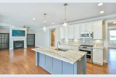 110 Bayview Drive, Chapel Hill, NC 27516 - Photo 17