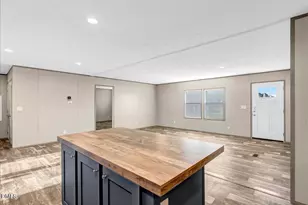 71 Falls Ln, Henderson, NC 27536 - Photo 9