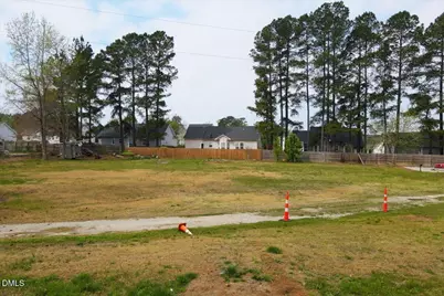 7201 Applecreek Court, Raleigh, NC 27610 - Photo 15