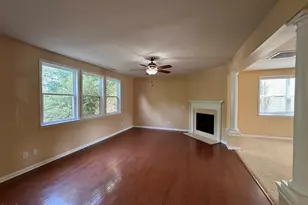 302 Lime Creek Ct, Cary, NC 27519 - Photo 5