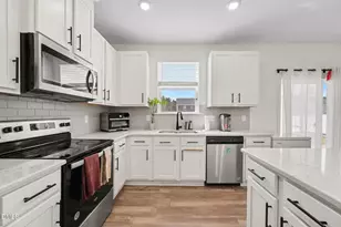 2129 Crestwood Rdg Dr, Durham, NC 27704 - Photo 7