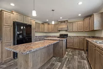 862 Cheves Road, Zebulon, NC 27597 - Photo 7