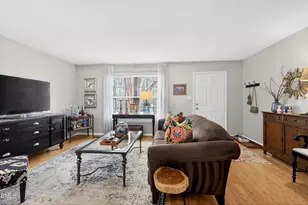 106 Bay Dr, Cary, NC 27511 - Photo 9