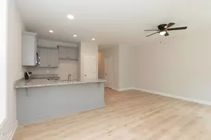 210 Orange St, Oxford, NC 27565 - Photo 5