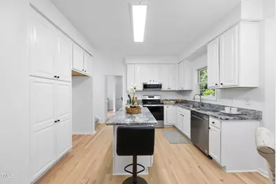 300 New Parkside Drive, Chapel Hill, NC 27516 - Photo 13