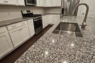 1027 Islip Pl, Durham, NC 27703 - Photo 9