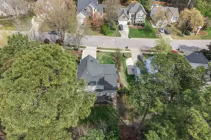 105 Cedarpost Dr, Cary, NC 27513 - Photo 7