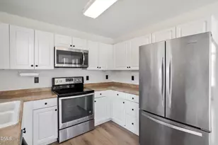 2844 Glastonbury Rd, Apex, NC 27539 - Photo 11