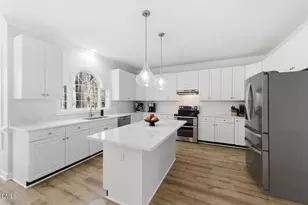 5417 Willow Bridge Ln, Fuquay Varina, NC 27526 - Photo 5