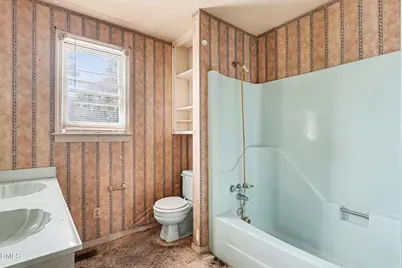 906 E Green Street, Franklinton, NC 27525 - Photo 19