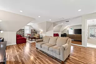 126 Barnes Spring Ct, Cary, NC 27519 - Photo 5