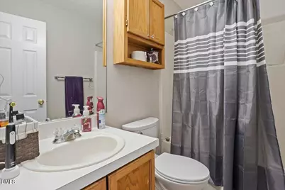 204 Thorncrest Drive, Apex, NC 27539 - Photo 25