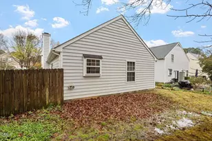 204 Thorncrest Dr, Apex, NC 27539 - Photo 33