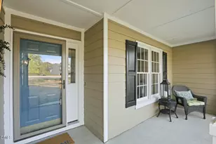 2808 Doves Nest Ct, Fuquay Varina, NC 27526 - Photo 3