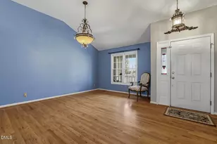 2808 Doves Nest Ct, Fuquay Varina, NC 27526 - Photo 5