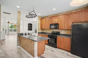 4602 Peyton Hall Way, Raleigh, NC 27604 - Photo 15