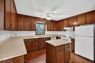 2022 Englewood Dr, Apex, NC 27539 - Photo 29