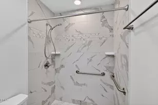 2022 Englewood Dr, Apex, NC 27539 - Photo 15