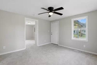 612 N 4th Street, Smithfield, NC 27577 - Photo 5