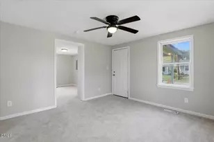 612 N 4th St, Smithfield, NC 27577 - Photo 5