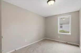 612 N 4th St, Smithfield, NC 27577 - Photo 19