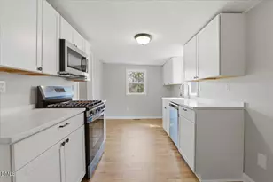 612 N 4th St, Smithfield, NC 27577 - Photo 15