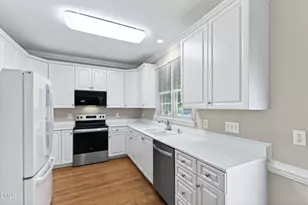 913 Tanworth Dr, Raleigh, NC 27615 - Photo 21