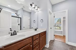 205 S Eastwood Dr, Benson, NC 27504 - Photo 27