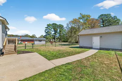 205 S Eastwood Drive, Benson, NC 27504 - Photo 41