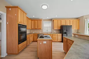 101 Fringe Tree Ct, Cary, NC 27519 - Photo 9