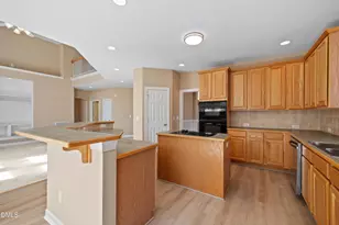 101 Fringe Tree Ct, Cary, NC 27519 - Photo 11