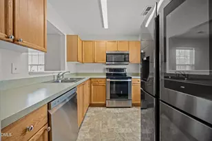 6032 Osprey Cove Dr, Raleigh, NC 27604 - Photo 7