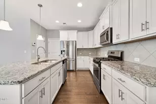 152 E Ravano Dr, Clayton, NC 27527 - Photo 5