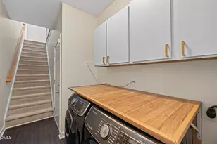 209 Plyersmill Rd, Cary, NC 27519 - Photo 23