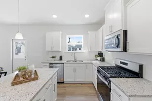 2120 Cedar Bird Ln, Fuquay Varina, NC 27526 - Photo 5