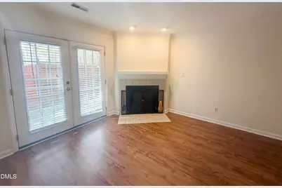 5621 Split Oak Way, Raleigh, NC 27609 - Photo 3