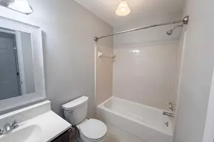 5621 Split Oak Way, Raleigh, NC 27609 - Photo 9