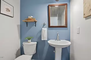 6023 Sentinel Dr, Raleigh, NC 27609 - Photo 25